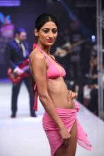 Model walk for designer Manoviraj Kosla in the Grand Finale of Bengal Fashion Week 2014 on 24th Feb 2014 (14)_530c2566af366.jpg