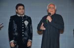 A R Rahman at the launch of Kapil Sibal & AR Rahman Music Album in Mumbai on 27th Feb 2014 (24)_531077e783750.JPG