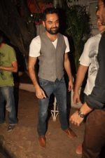 Abhay Deol snapped in Olive, Mumbai on 28th Feb 2014 (44)_531187269abba.JPG