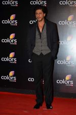 Shahrukh Khan at Colors red carpet in Grand Hyatt, Mumbai on 1st March 2014 (5)_5313046ce451e.JPG