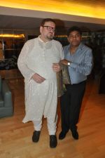 Johnny Lever, Nitin Mukesh with celebs protest Subrata Roy_s arrest in Mumbai on 2nd March 2014 (47)_53141dc398918.JPG
