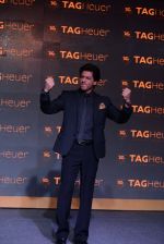 Shah Rukh Khan unveils Tag Heuer_s Golden Carrera watch collection in Taj Land_s End, Mumbai on 3rd March 2014 (169)_5315a76826e6a.JPG