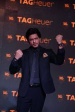 Shah Rukh Khan unveils Tag Heuer_s Golden Carrera watch collection in Taj Land_s End, Mumbai on 3rd March 2014 (171)_5315a7696439a.JPG