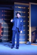 Shah Rukh Khan unveils Tag Heuer_s Golden Carrera watch collection in Taj Land_s End, Mumbai on 3rd March 2014 (202)_5315a7bb1e800.JPG