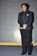 Shah Rukh Khan unveils Tag Heuer_s Golden Carrera watch collection in Taj Land_s End, Mumbai on 3rd March 2014 (27)_5315a6be9cc04.JPG