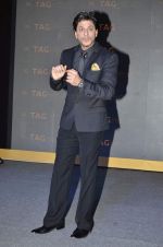 Shah Rukh Khan unveils Tag Heuer_s Golden Carrera watch collection in Taj Land_s End, Mumbai on 3rd March 2014 (83)_5315a6f91b708.JPG