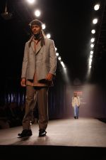 Model walks for Cool Wool show in Delhi on 6th March 2014 (44)_5319cbbe44379.JPG