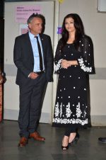 Aishwarya Rai Bachchan at UN Aids event in Bandra, Mumbai on 8th March 2014 (4)_531d932e55b62.JPG