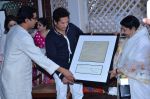 Lata Mangeshkar, Sachin Tendulkar honoured by Raj Thackeray in Dadar, Mumbai on 9th March 2014 (145)_531da3a445472.JPG