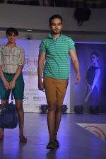 Model at central fashion show in Mumbai on 9th March 2014 (23)_531da4d0d1666.JPG