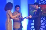 Kangana Ranaut, Vikas Bahl at Foodie Awards 2014 in ITC Grand Maratha, Mumbai on 10th March 2014 (101)_531eb579908fc.JPG