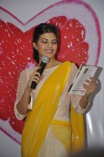 Jacqueline Fernandez at The Love Diet book launch in Bandra, Mumbai on 11th March 2014 (28)_53204405ba189.JPG