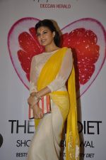 Jacqueline Fernandez at The Love Diet book launch in Bandra, Mumbai on 11th March 2014 (55)_5320440f6d0cf.JPG