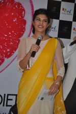 Jacqueline Fernandez at The Love Diet book launch in Bandra, Mumbai on 11th March 2014 (75)_532044140ed51.JPG