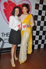 Jacqueline Fernandez at The Love Diet book launch in Bandra, Mumbai on 11th March 2014 (77)_532044146478a.JPG