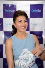 Jacqueline Fernandez at the launch of smile bar in Mumbai on 11th March 2014 (117)_531ffbcc040d0.JPG