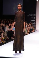 Model walk for SOUP BY SOUGAT PAUL Show at LFW 2014 Day 1 in Grand Hyatt, Mumbai on 12th March 2014 (168)_53204d4f485aa.JPG