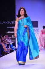 Model walk for Mandira Bedi Show at LFW 2014 Day 2 in Grand Hyatt, Mumbai on 13th March 2014 (46)_53219f943616d.JPG