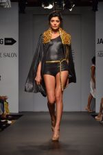 Model walk for Swagger by Saj Jabong Show at LFW 2014 Day 1 in Grand Hyatt, Mumbai on 12th March 2014 (197)_532183f165af0.JPG