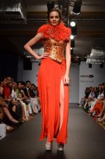 Model walk for Swagger by Saj Jabong Show at LFW 2014 Day 1 in Grand Hyatt, Mumbai on 12th March 2014 (242)_532184082b420.JPG