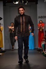 Model walk for Swagger by Saj Jabong Show at LFW 2014 Day 1 in Grand Hyatt, Mumbai on 12th March 2014 (248)_5321840b7315d.JPG