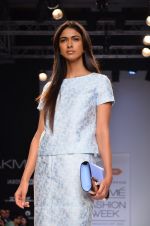 Model walk for Dorothy Perkins Show at LFW 2014 Day 2 in Grand Hyatt, Mumbai on 13th March 2014 (5)_53229c97c4f13.JPG