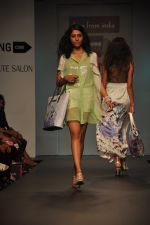 Model walk for Love From India Show at LFW 2014 Day 2 in Grand Hyatt, Mumbai on 13th March 2014 (43)_532268ca9195b.JPG