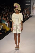 Model walk for N and S Gaia Show at LFW 2014 Day 3 in Grand Hyatt, Mumbai on 14th March 2014 (24)_5322e3fe29b99.JPG