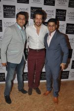 at Love From India Show at LFW 2014 Day 2 in Grand Hyatt, Mumbai on 13th March 2014 (67)_5322689f14578.JPG