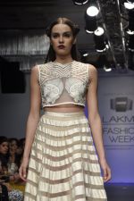 Model walk for Arman and Aiman Show at LFW 2014 Day 3 in Grand Hyatt, Mumbai on 14th March 2014 (32)_53242e8a4b46d.JPG