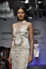 Model walk for Arman and Aiman Show at LFW 2014 Day 3 in Grand Hyatt, Mumbai on 14th March 2014 (59)_53242e95b0ab7.JPG