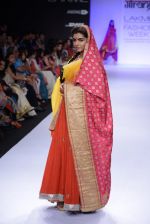 Model walk for Gaurang Show at LFW 2014 Day 3 in Grand Hyatt, Mumbai on 14th March 2014 (39)_53242f2ce7a5d.JPG