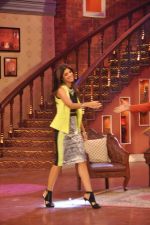 Shilpa Shetty on the sets of Comedy Nights with Kapil in Mumbai on 14th March 2014 (31)_53242f766b5ee.JPG