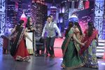 Mahi Gill,Sharman Joshi with Manish Paul promotes Gang of Ghosts on Mad in India in Delhi on 14th March 2014(2)_532506ac0e74b.JPG