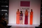 Model walk for Anushka Khanna Show at LFW 2014 Day 4 in Grand Hyatt, Mumbai on 15th March 2014 (178)_53251263404c0.JPG