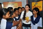 Soha Ali Khan in a charity for a School at Deganga West Bengal on 14th March 2014 (7)_532653b7ae135.jpg