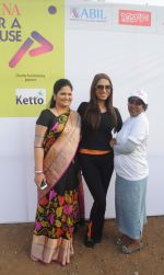 Usha Kakade, Pooja Mishra & Corina Manuel at the _Femina Marathon-Run to Save The Girl Child__53282263cfec5.jpg