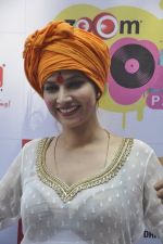 at Zoom Holi celebration in Mumbai on 17th March 2014 (82)_5327e6bd09ce5.JPG
