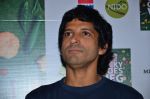 Farhan Akhtar at the launch of chef Vicky Ratnani_s book in Nido, Mumbai on 20th March 2014 (52)_532c2c8c8c50b.JPG