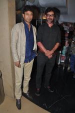 Irrfan Khan, Rajat Kapoor at Aankhon Dekhi premiere in PVR, Mumbai on 20th March 2014 (67)_532c2cfb87056.JPG