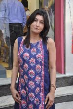 at Diya apparel on location launch in Bandra, Mumbai on 2014 (45)_532c251e07d2e.JPG