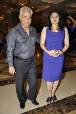 Ramesh Sippy, Kiran Sippy at Vashu Bhagnani_s bash who completes 25 years in movie world in Marriott, Mumbai on 22nd March 2014 (9)_532ec003da037.JPG
