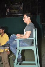 Aamir Khan at Khar Gymkhana sports event in Khar, Mumbai on 23rd March 2014 (40)_533017c10cc9f.JPG
