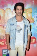 Varun Dhawan on the sets of Boogie Woggie grand finale in Malad, Mumbai on 25th March 2014 (146)_5332c4bde32af.JPG