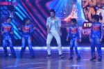 Varun Dhawan on the sets of Boogie Woggie grand finale in Malad, Mumbai on 25th March 2014 (65)_5332c4aede83d.JPG