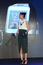 Freida Pinto at Samsung s5 launch in Delhi on 27th March 2014 (96)_5335694051f27.JPG