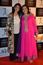at Loreal Paris Women Awards in Mumbai on 27th March 2014 (14)_5335b6cfeb993.JPG
