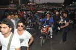 Varun Dhawan takes Ekta Kapoor for a bike ride to promote Main Tera Hero in Goregaon, Mumbai on 31st March 2014 (28)_533aa55a74189.JPG