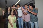 Manoj Joshi, Mrinal Kulkarni, Riteish Deshmukh at Yellow film promotions in Mumbai on 1st April 2014 (46)_533be9f295ccb.JPG