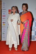 Shabana Azmi, Jaya Bachchan at the red carpet for Manish Malhotra Show Men for Mijwan in Mumbai on 1st April 2014  (234)_533bf0ef85ba4.JPG